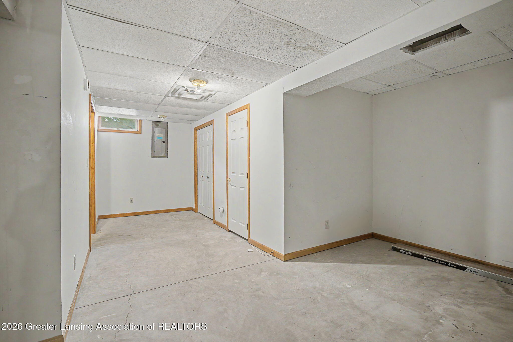 1815 South Canal Road Lansing, MI 48917 - Photo 26 of 34 30-web-or-mls-CQ1A0028