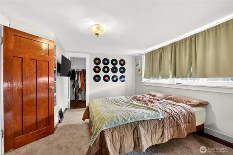 $519,000 | 12260 Des Moines Memorial Drive South, Seattle, WA 98168