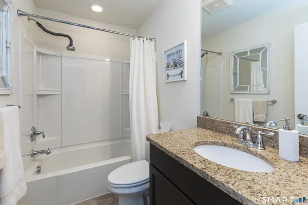 $664,900 | 1077 Augusta Drive, Unit 1077, Oxford, CT 06478