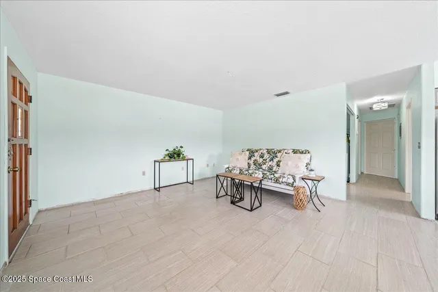 $249,000 | 190 South Orlando Avenue, Unit I, Cocoa Beach, FL 32931