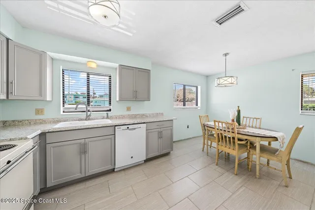 $249,000 | 190 South Orlando Avenue, Unit I, Cocoa Beach, FL 32931