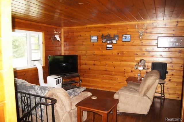 421 Goodrich Road Fostoria, MI 48435 - Photo 11 of 37 DSC01878.JPG