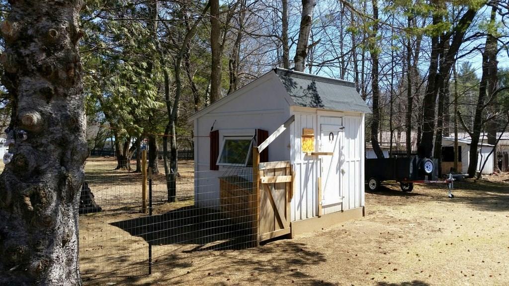 622 Fairbanks Road Farmington, ME 04938 - Photo 23 of 23 Cute little chicken coop will keep...