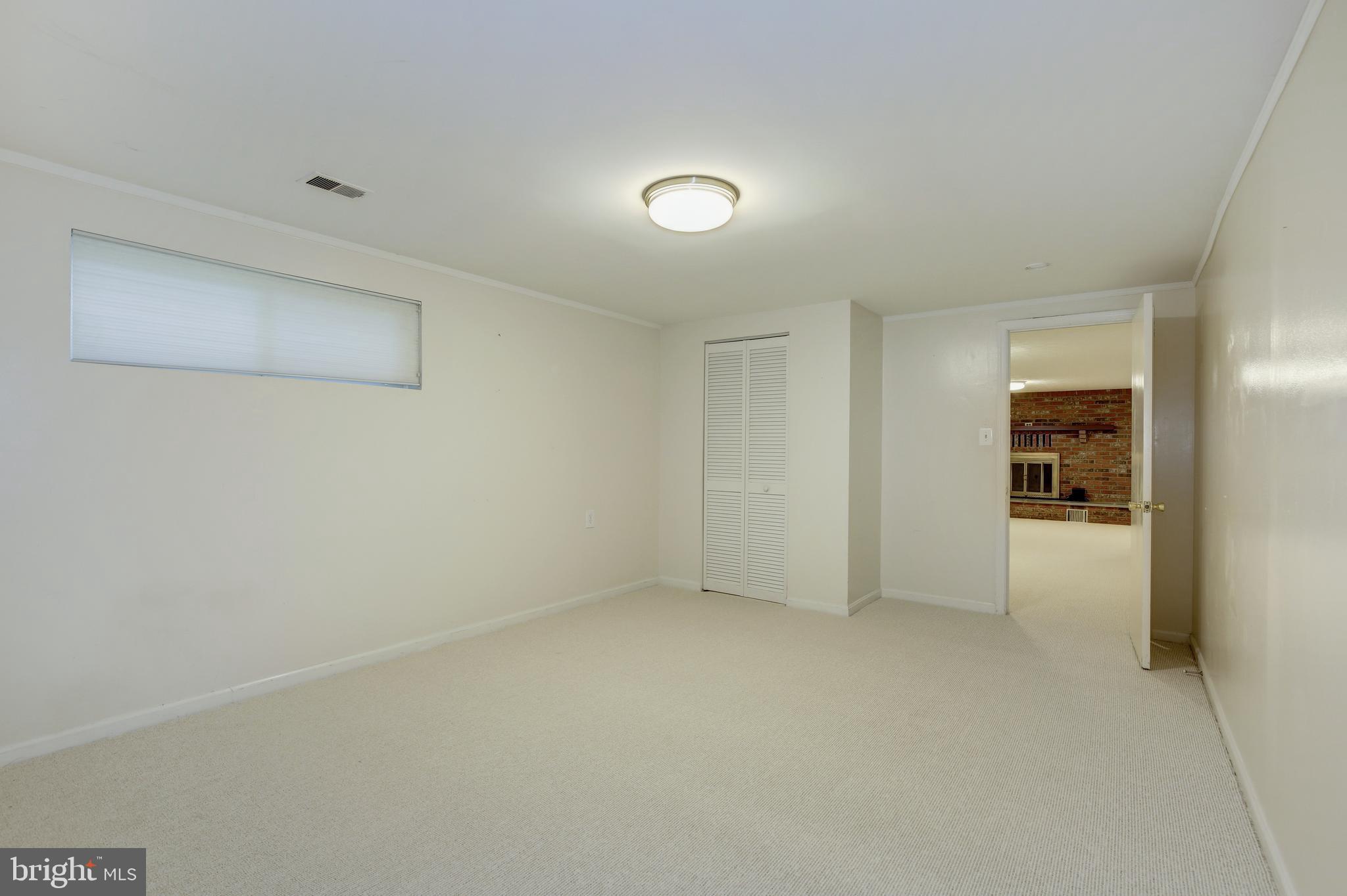 11800 Smoketree Road Potomac, MD 20854 - Photo 21 of 28 Home Office/Playroom