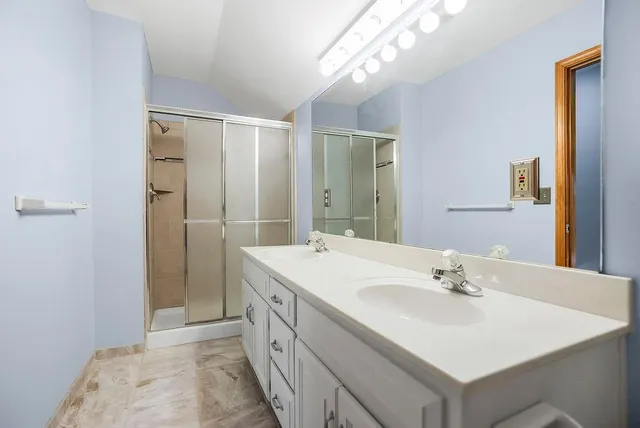 $965,000 | 30770 West 119th Street, Olathe, KS 66061