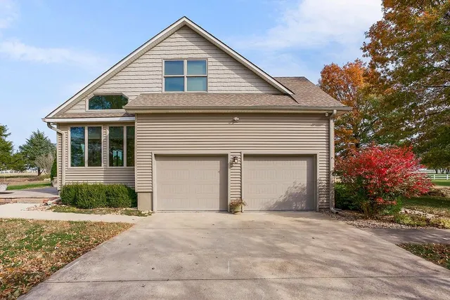 $965,000 | 30770 West 119th Street, Olathe, KS 66061