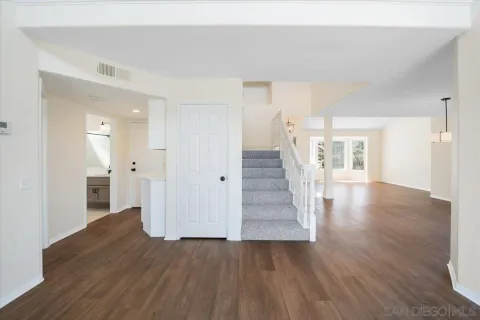 $965,000 | 1726 Las Palmas Lane, Escondido, CA 92026