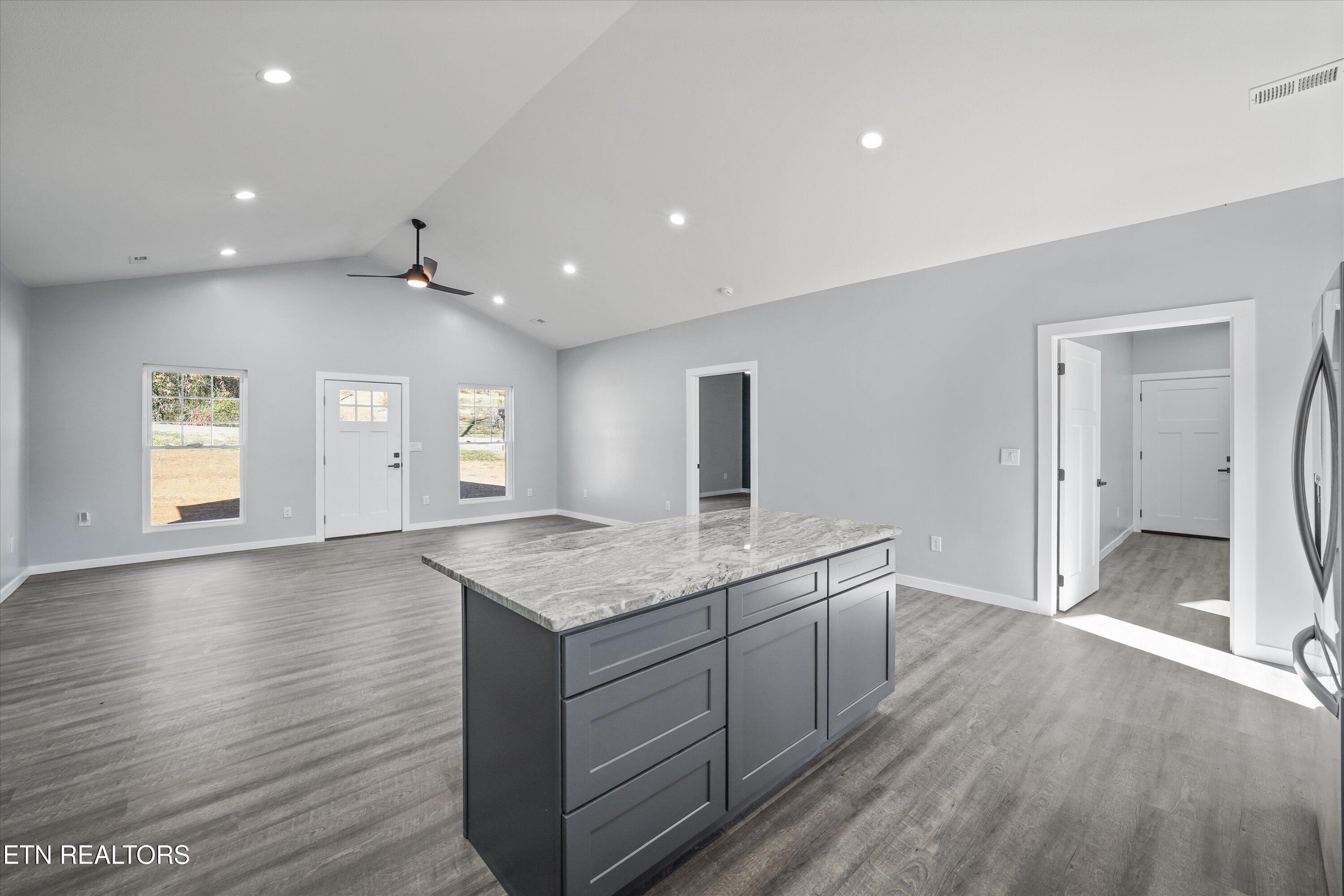 4066 Sevierville Road Maryville, TN 37804 - Photo 12 of 38 12-4066 Sevierville Rd08