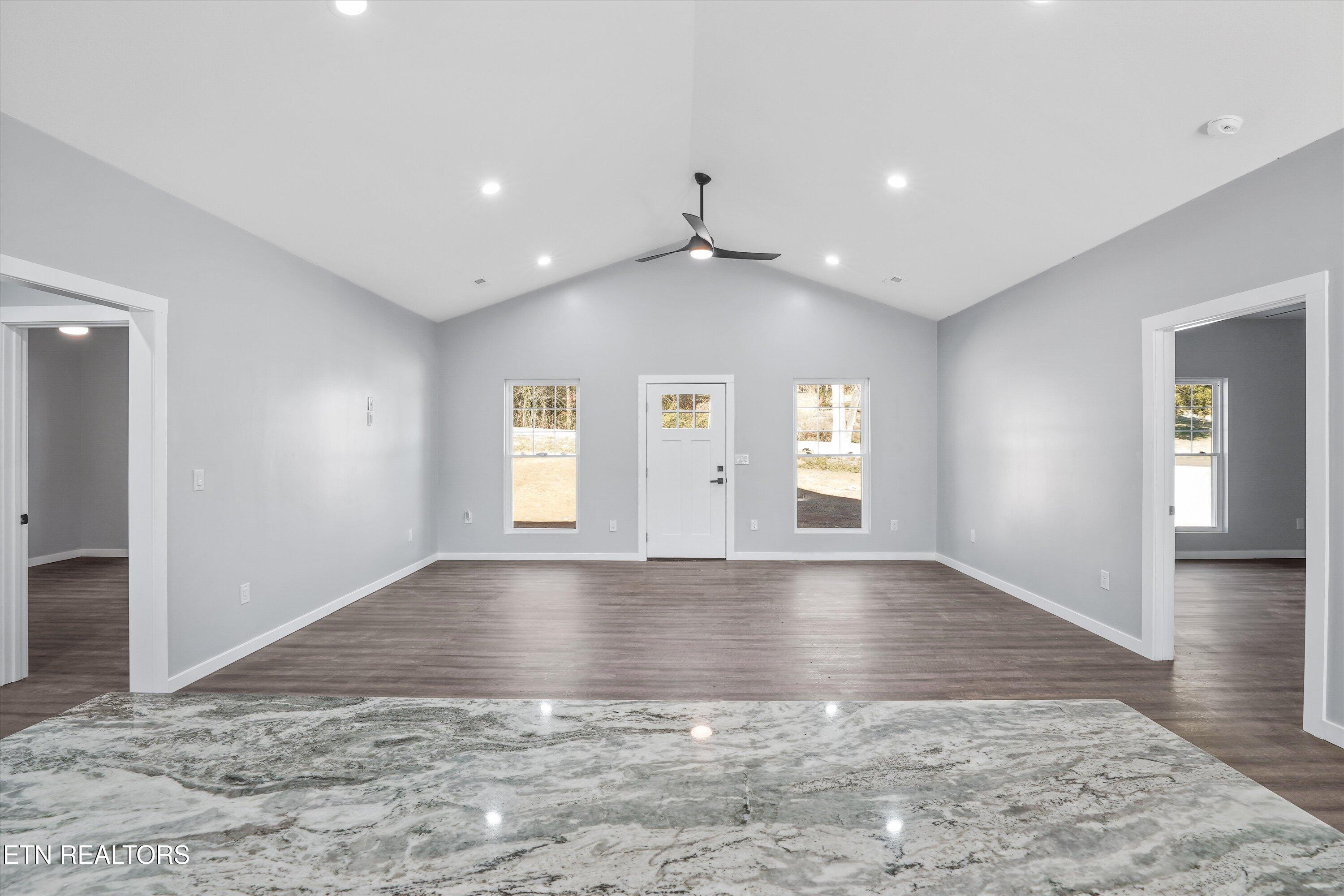 4066 Sevierville Road Maryville, TN 37804 - Photo 16 of 38 09-4066 Sevierville Rd05