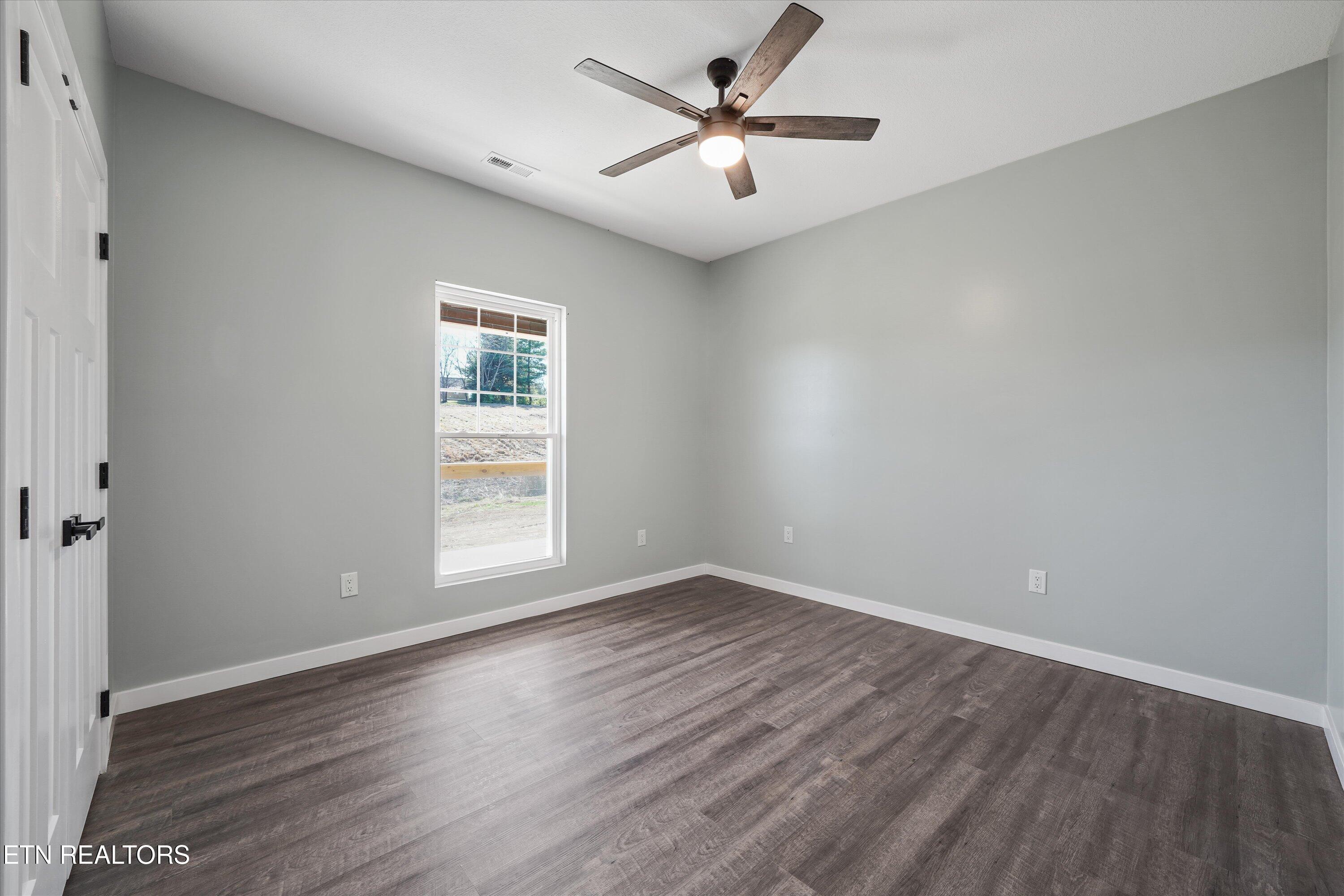 4066 Sevierville Road Maryville, TN 37804 - Photo 23 of 38 21-4066 Sevierville Rd17