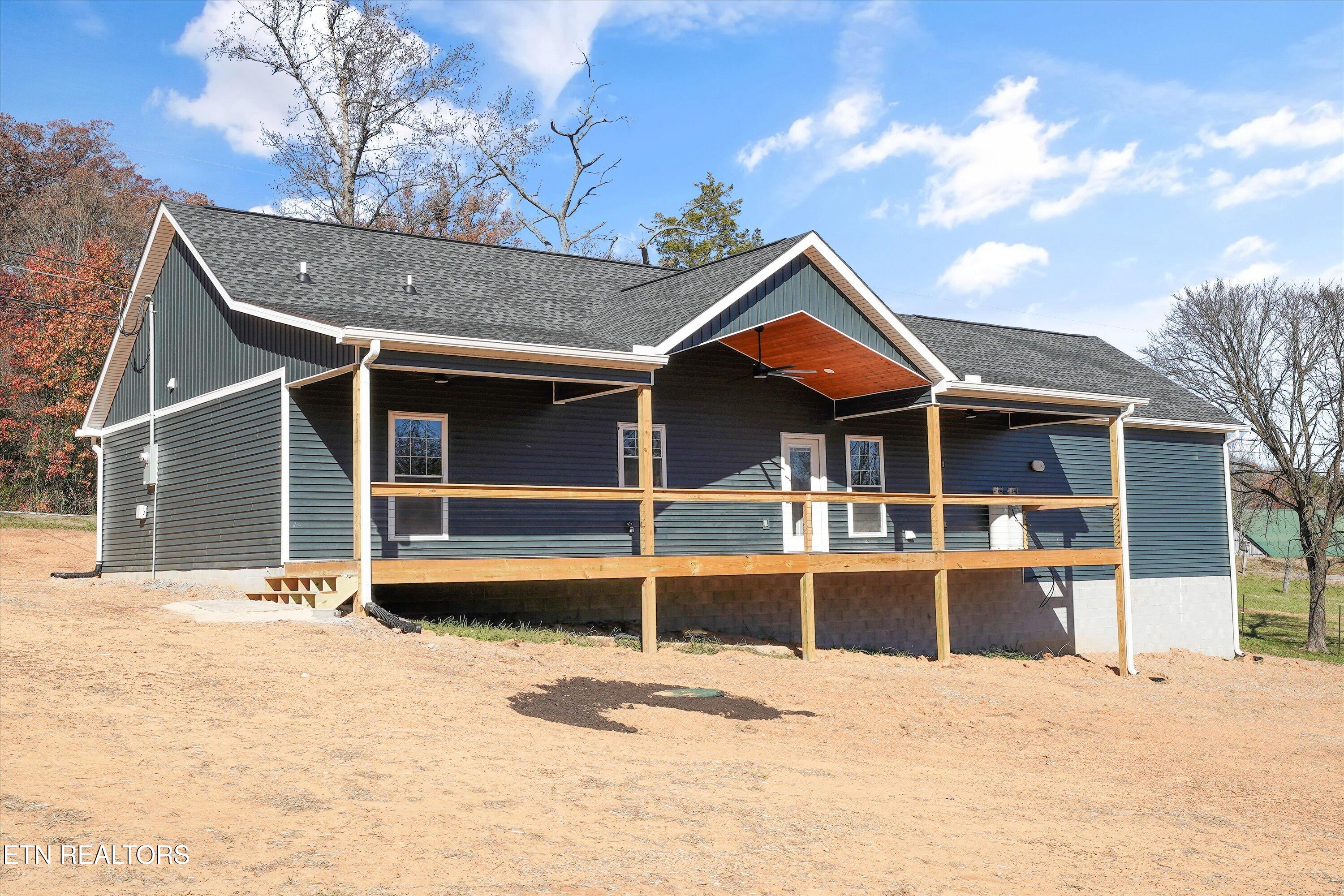 4066 Sevierville Road Maryville, TN 37804 - Photo 27 of 38 28-4066 Sevierville Rd23