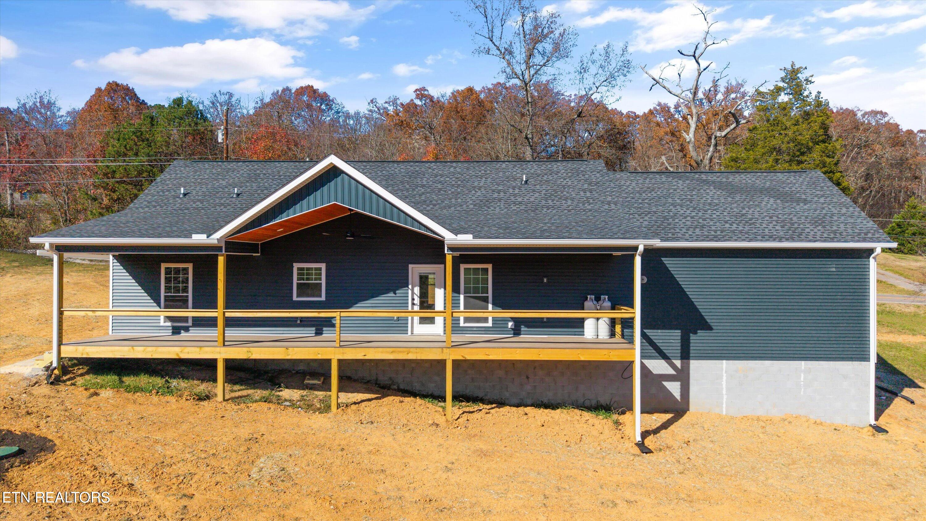 4066 Sevierville Road Maryville, TN 37804 - Photo 30 of 38 27-4066 Sevierville Rd28