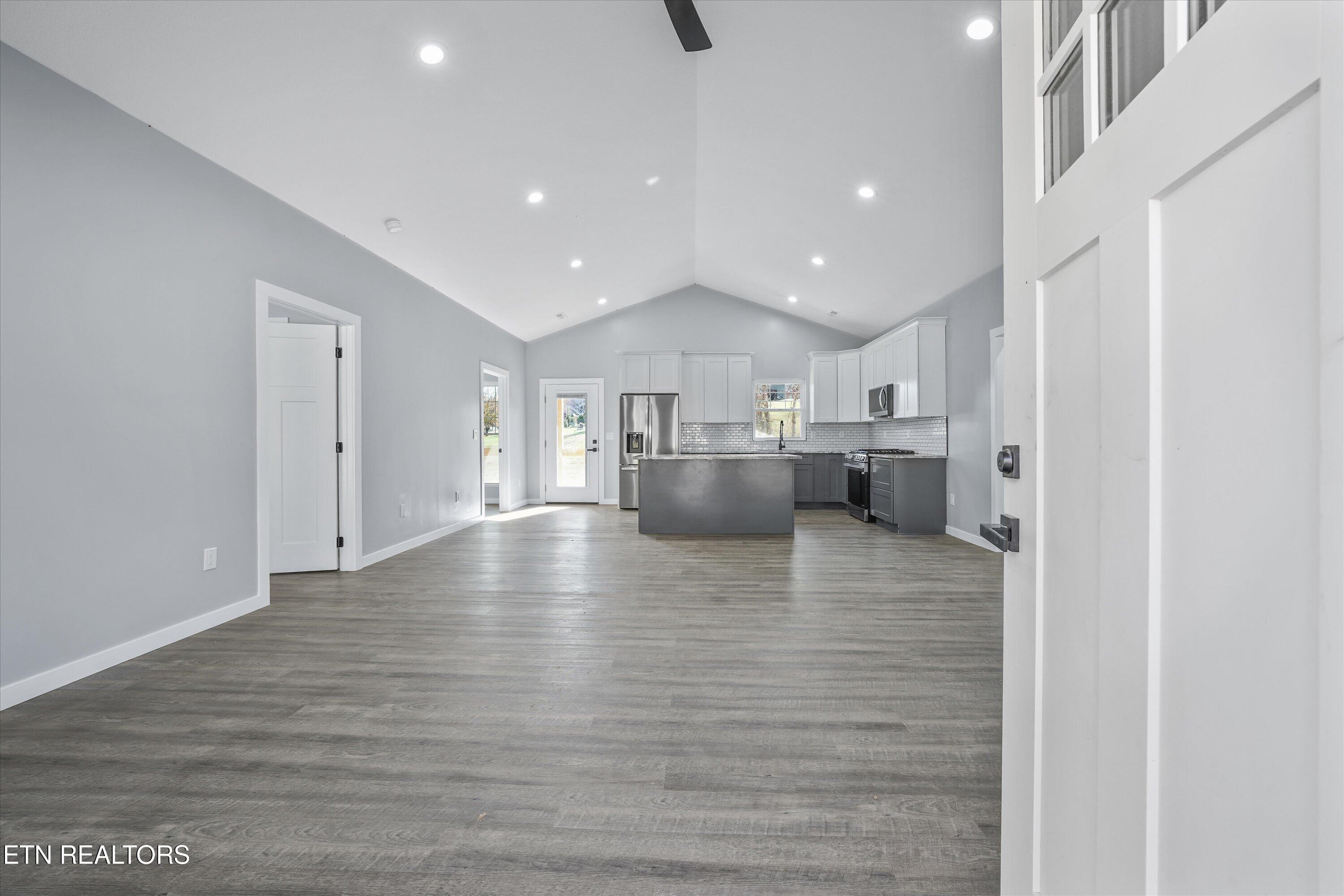 4066 Sevierville Road Maryville, TN 37804 - Photo 8 of 38 05-4066 Sevierville Rd01