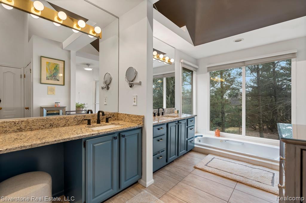 695 Peach Tree Lane Rochester Hills, MI 48306 - Photo 21 of 40