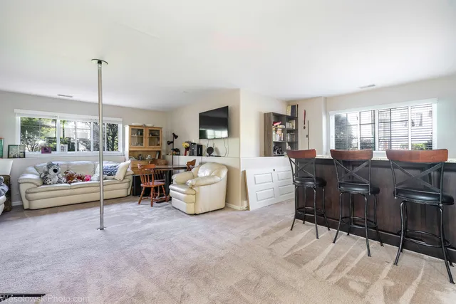 $249,000 | 644 South Rosehall Lane, Unit 644, Round Lake, IL 60073