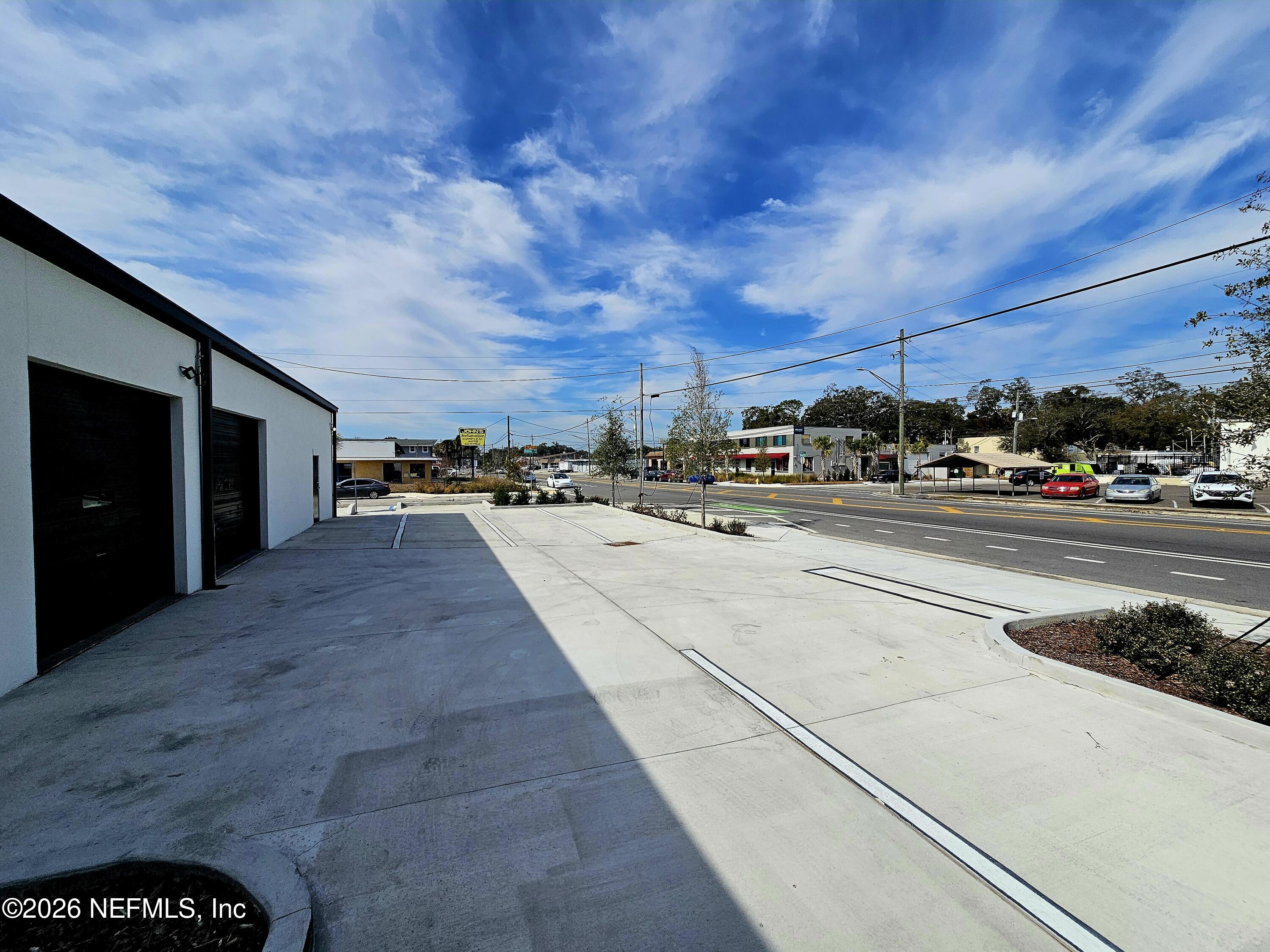 5804 Arlington Road Jacksonville, FL 32211 - Photo 6 of 9 a view of a terrace