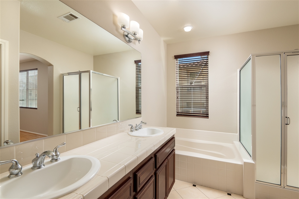 1172 Caprise Drive San Marcos, CA 92078 - Photo 12 of 25 Gallery Image 12