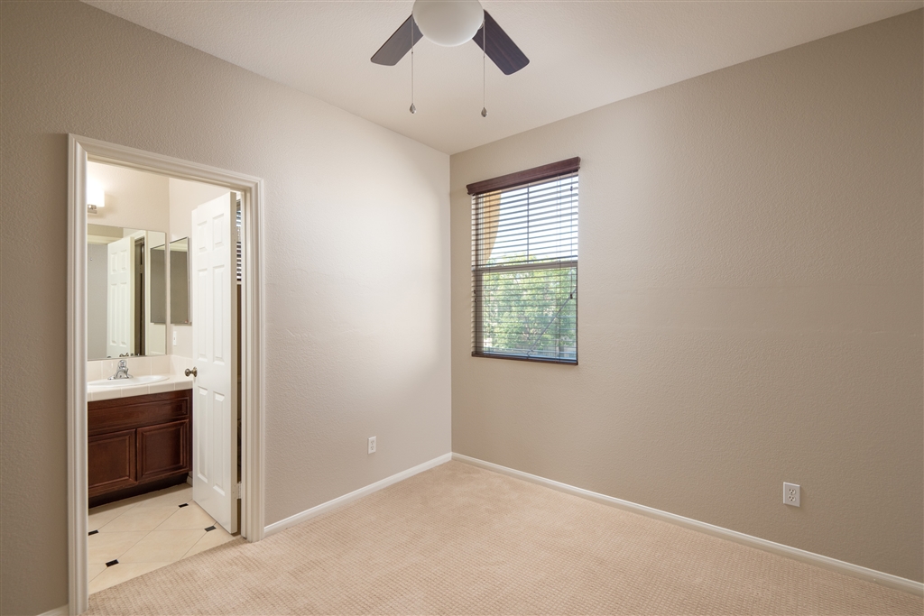 1172 Caprise Drive San Marcos, CA 92078 - Photo 18 of 25 Gallery Image 18