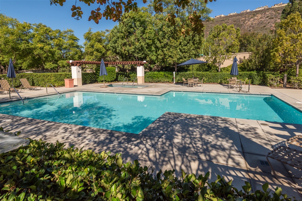 1172 Caprise Drive San Marcos, CA 92078 - Photo 23 of 25 Gallery Image 23