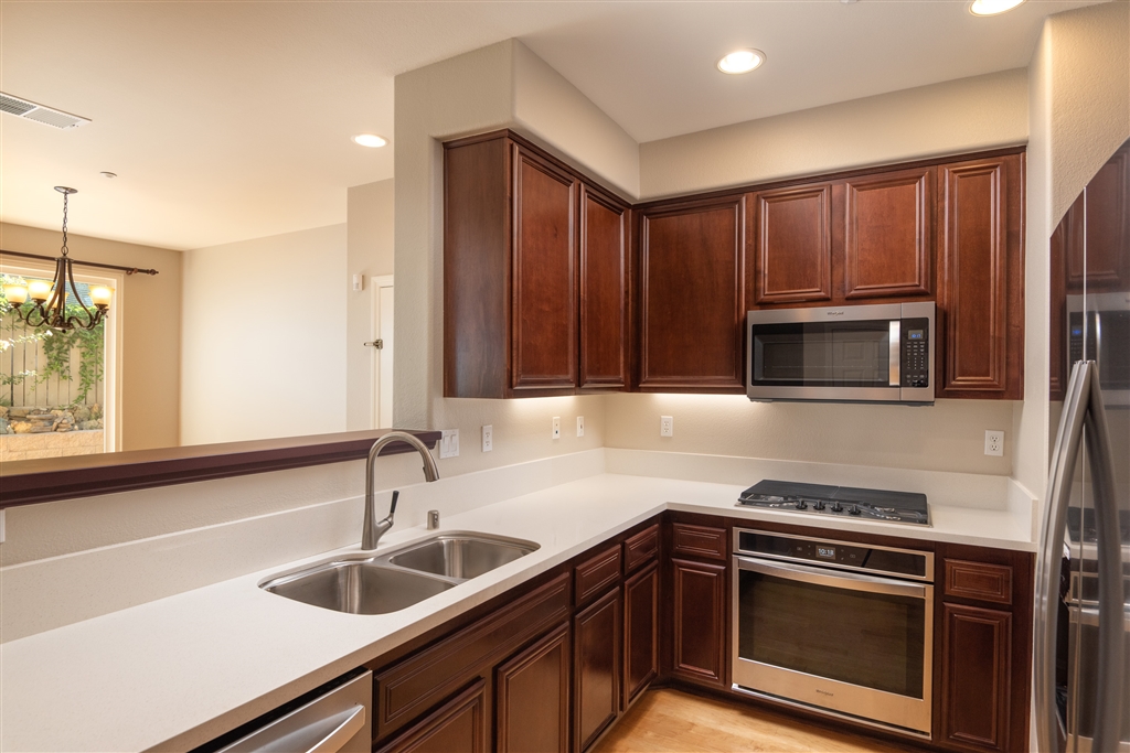 1172 Caprise Drive San Marcos, CA 92078 - Photo 8 of 25 Gallery Image 8