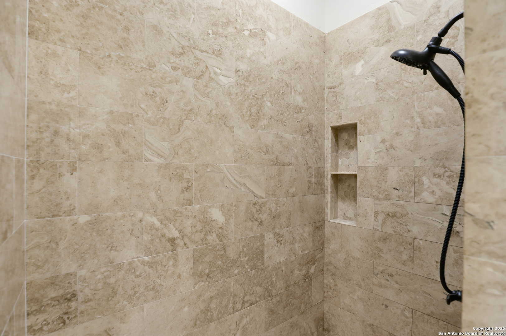 7800 Sw Parkway, Unit 1710 Austin, TX 78735 - Photo 21 of 34 a bathroom with a shower