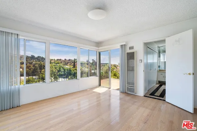 $6,495,000 | 1460 Carla Ridge, Beverly Hills, CA 90210