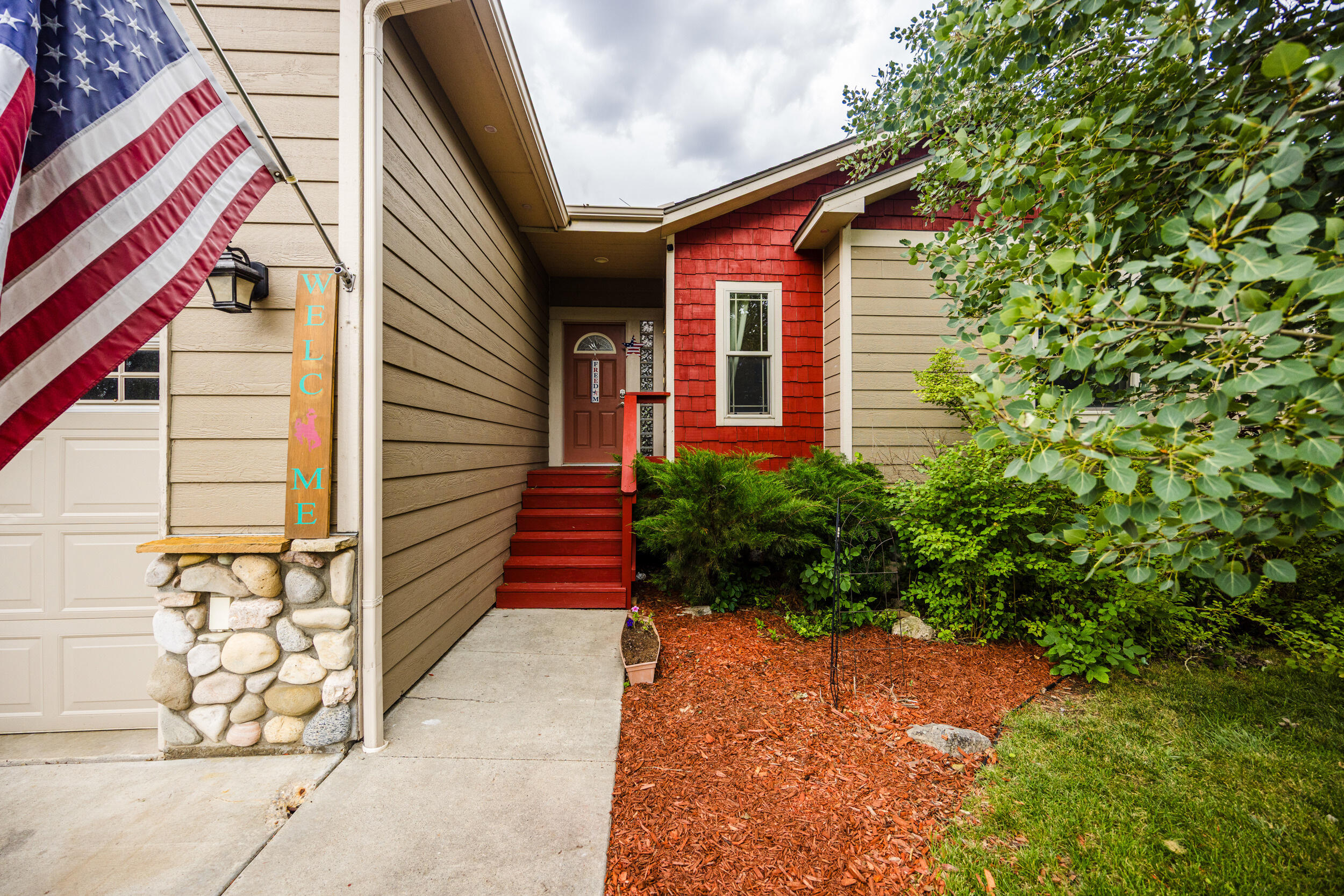 130 Halbert Street Ranchester, WY 82839 - Photo 4 of 41 130 halbert st3