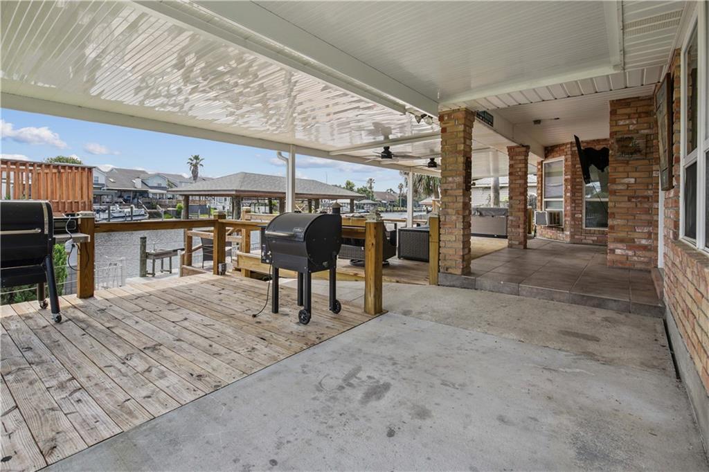 213 Chimaera Lane Slidell, LA 70458 - Photo 22 of 25