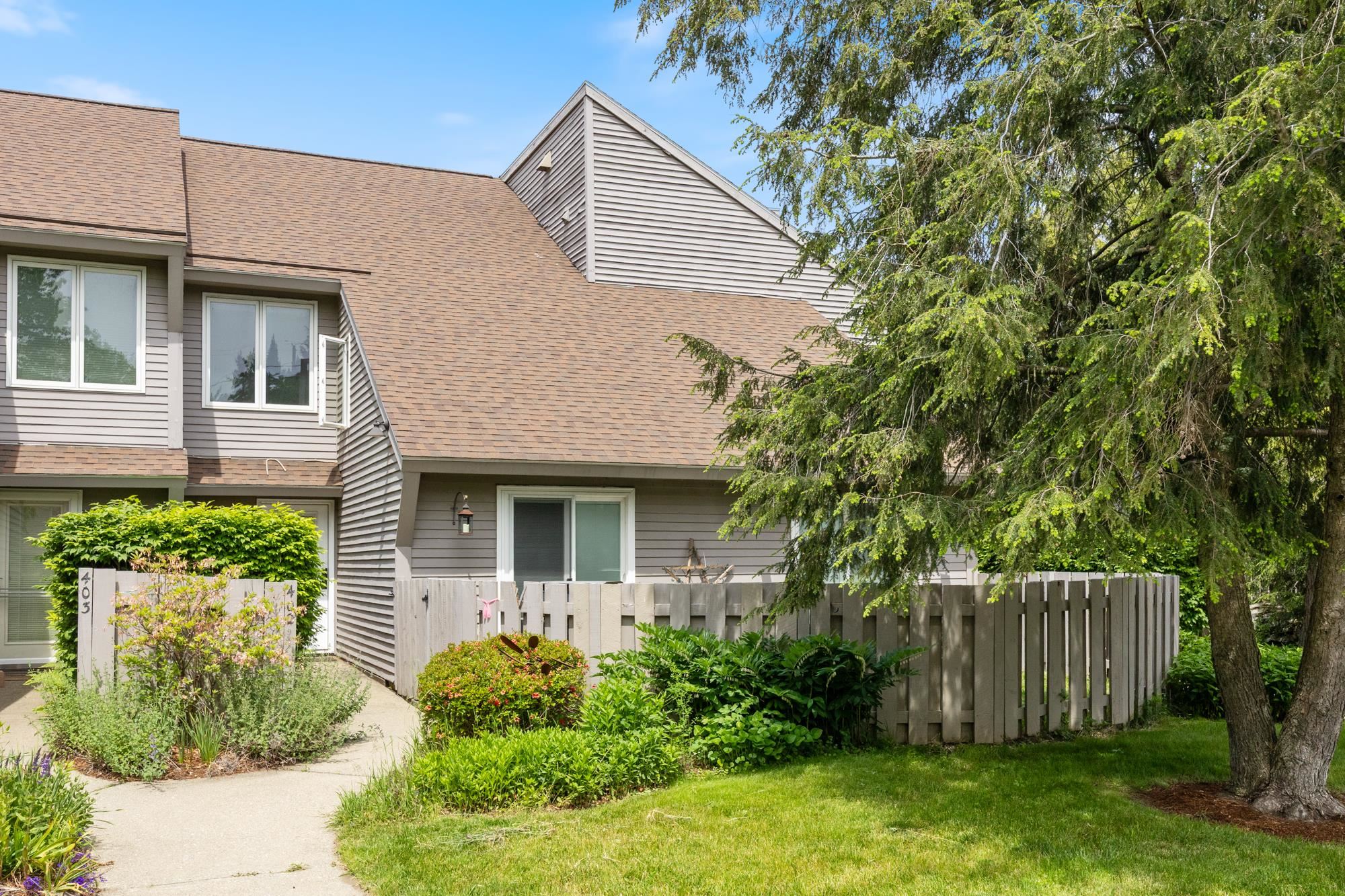 401 South Beach Road, Unit 401 AND 402 South Burlington, VT 05403 - Photo 46 of 53