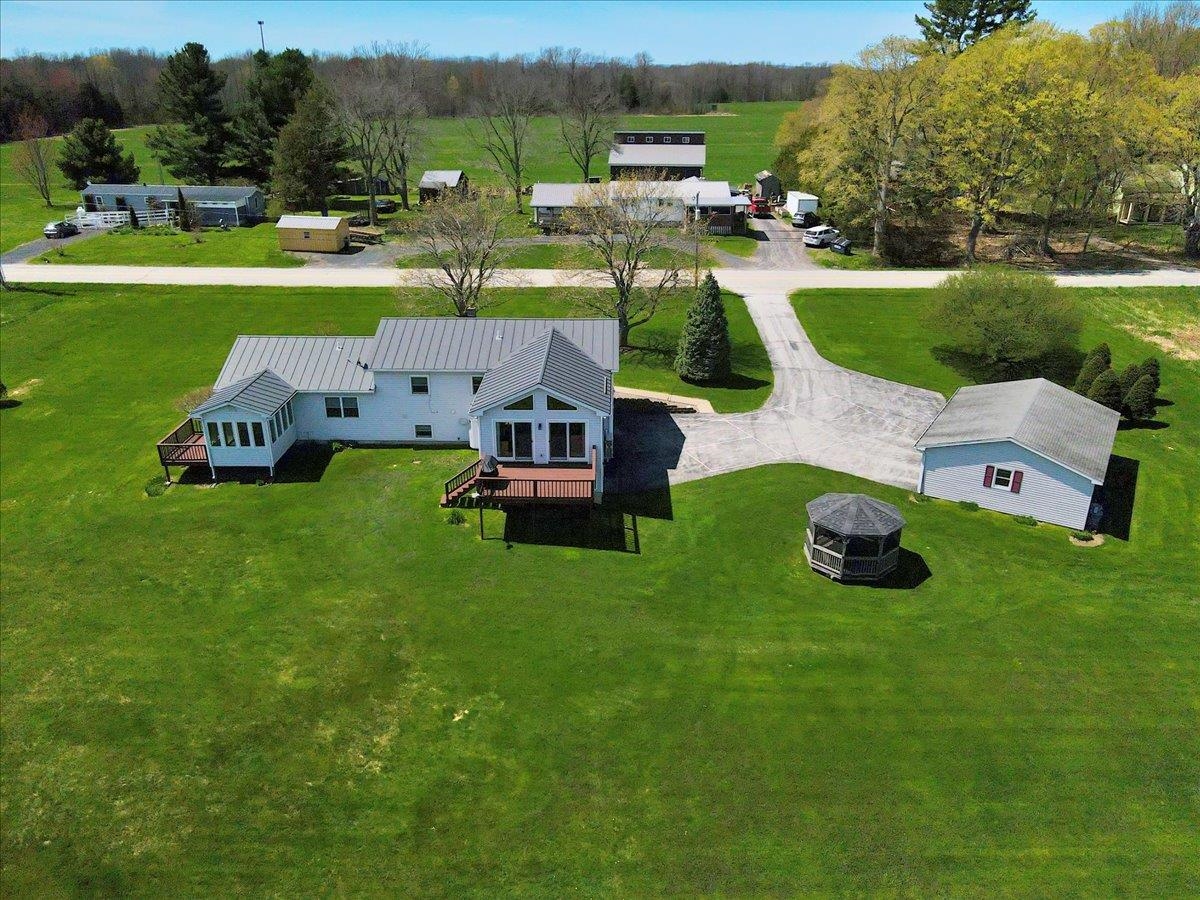 132 E Shore South Grand Isle, VT 05458 - Photo 6 of 28