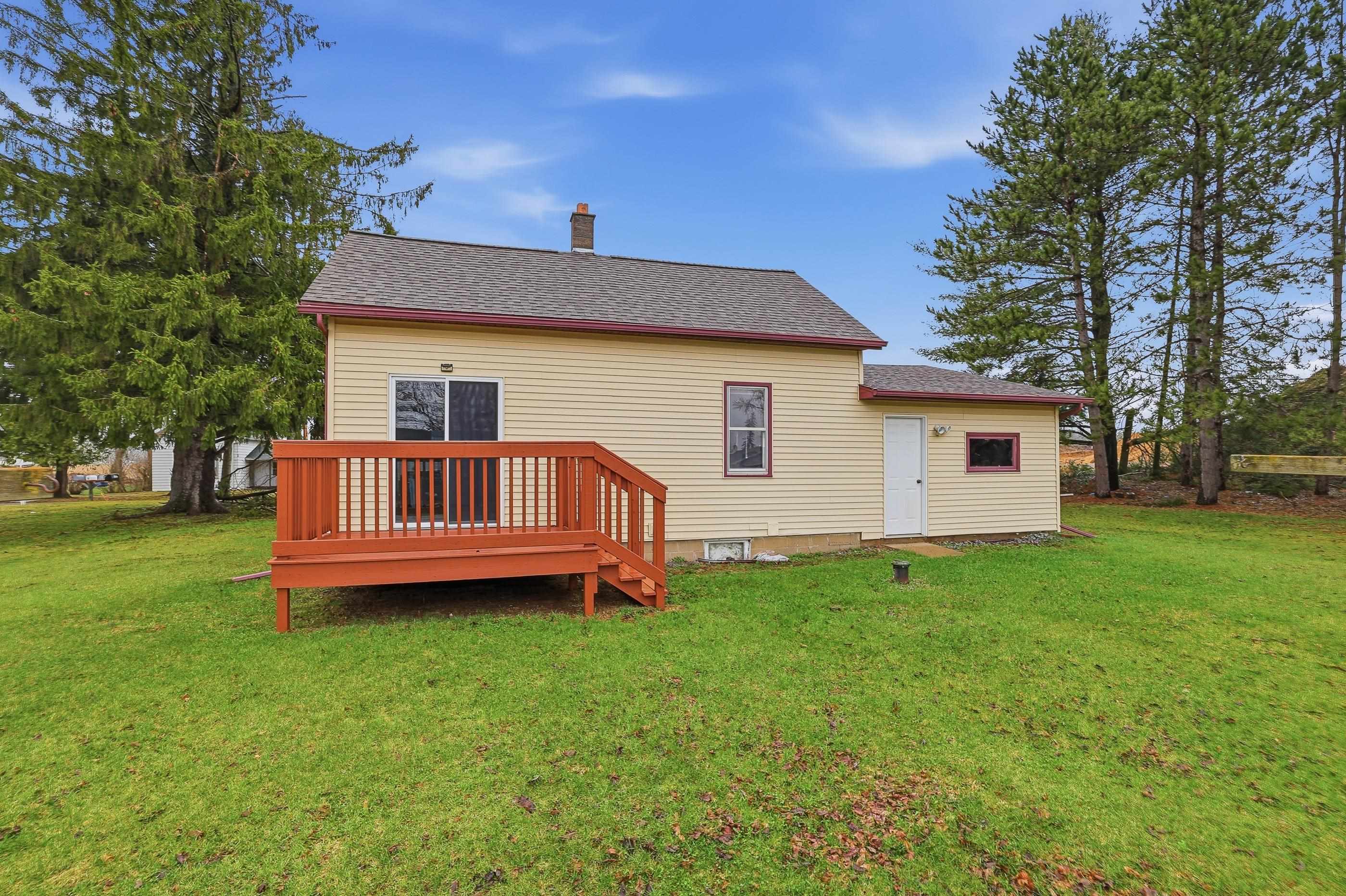 331 2nd Street Rosholt, WI 54473 - Photo 26 of 28