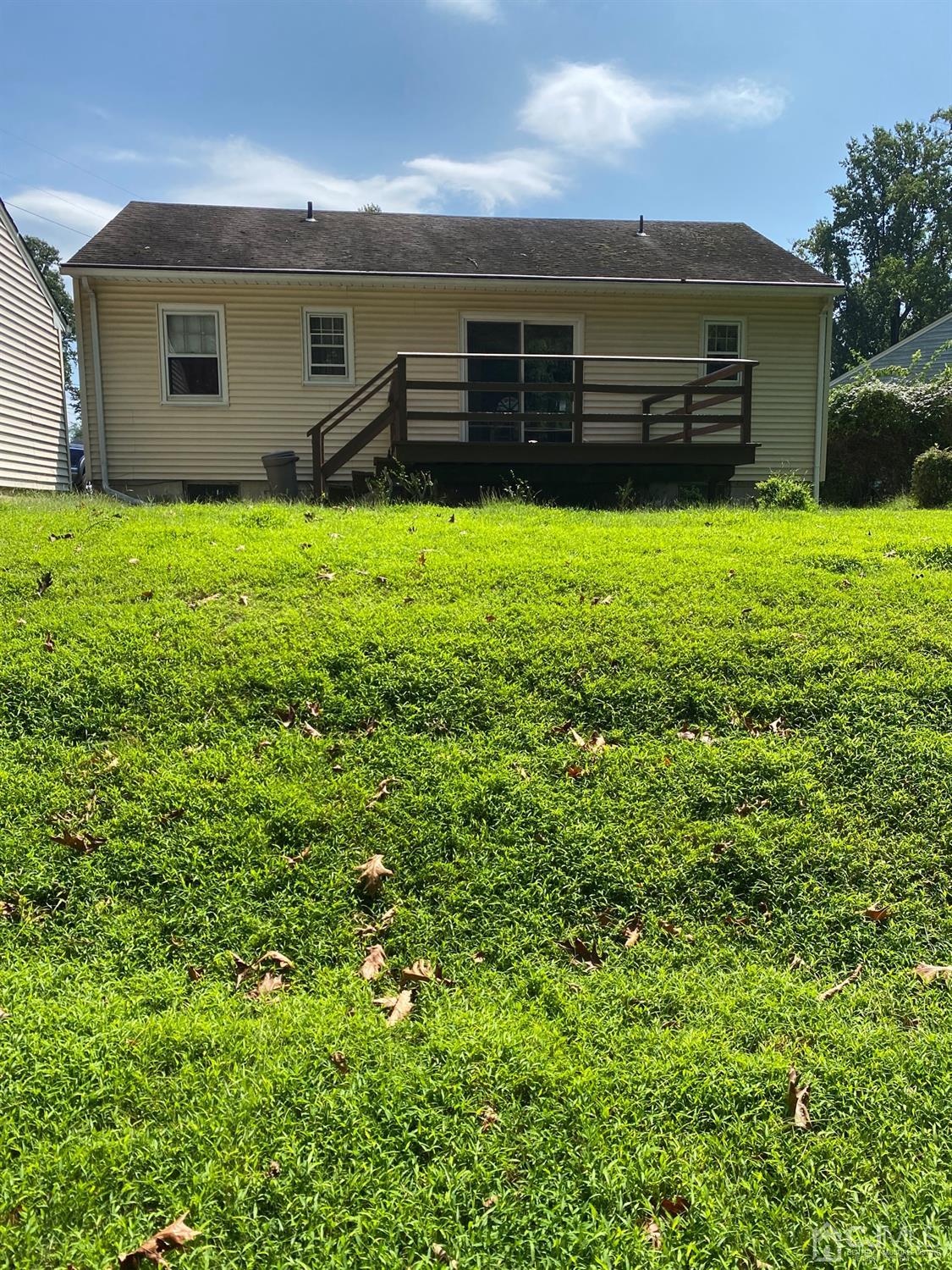 604 Mountain View Terrace Middlesex, NJ 08846 - Photo 2 of 6 a view of a house with a yard