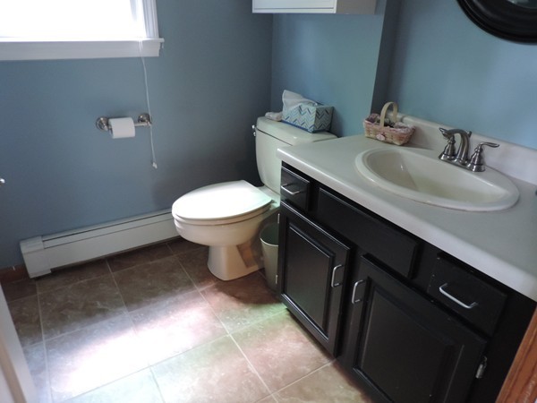 182 Nashua Road Pepperell, MA 01463 - Photo 13 of 29 Gallery Image 13