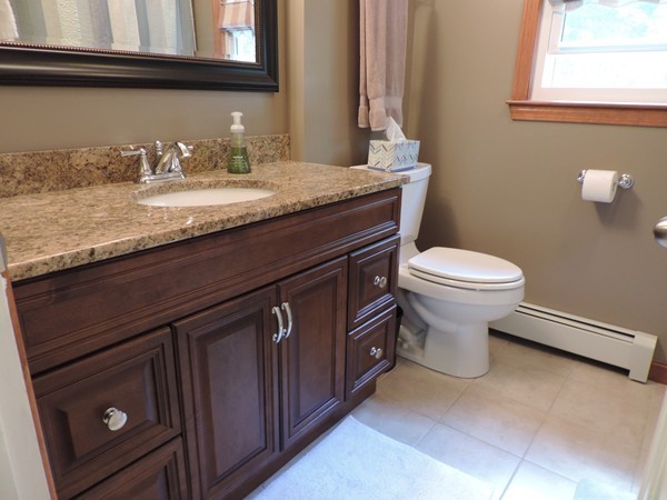 182 Nashua Road Pepperell, MA 01463 - Photo 16 of 29 Gallery Image 16