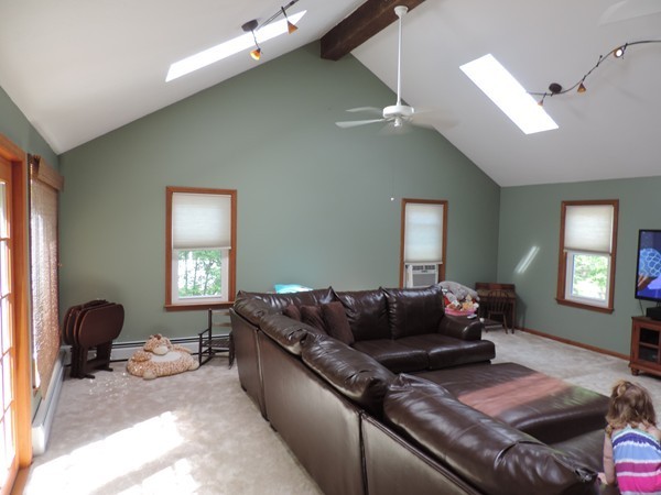 182 Nashua Road Pepperell, MA 01463 - Photo 3 of 29 Gallery Image 3