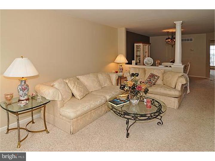 106 Walker Road Royersford, PA 19468 - Photo 3 of 24 Living Room