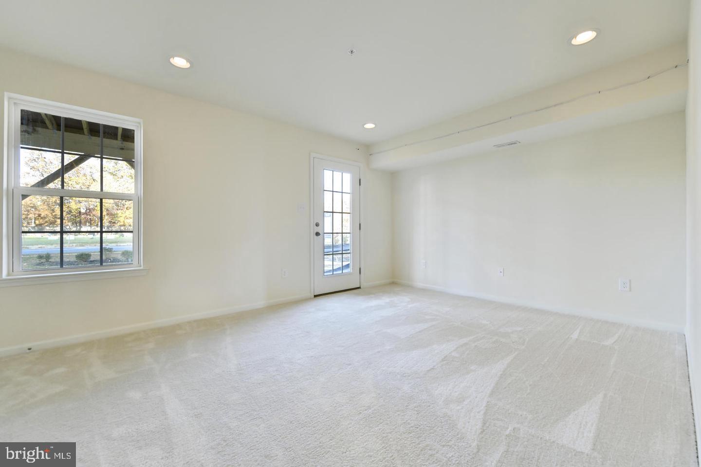 43 Iron Gate Road Sicklerville, NJ 08081 - Photo 11 of 27