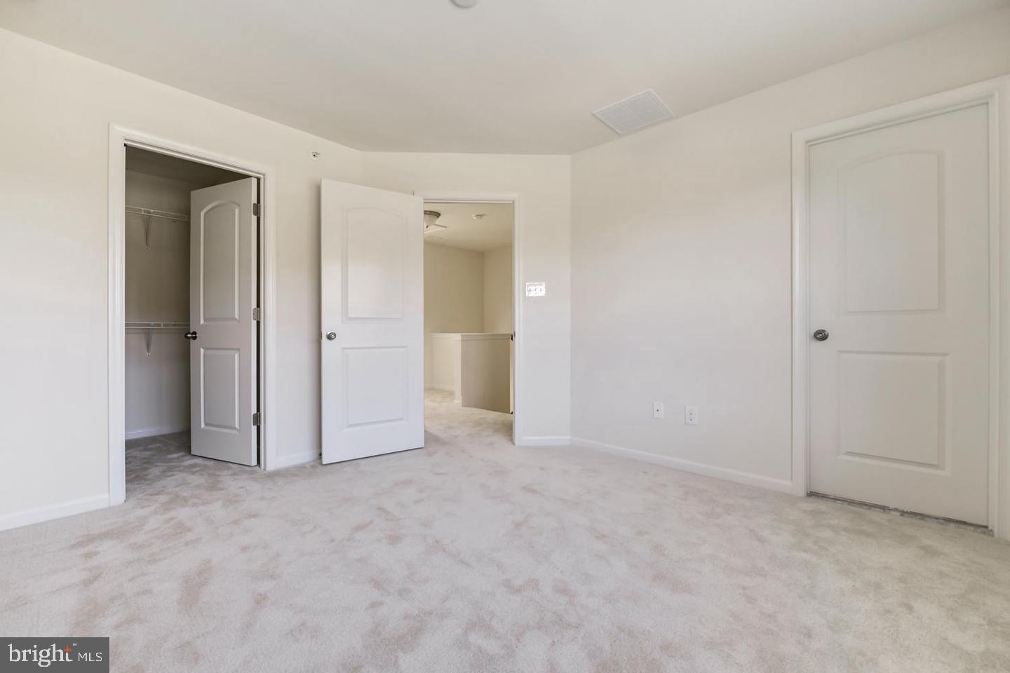 43 Iron Gate Road Sicklerville, NJ 08081 - Photo 14 of 27