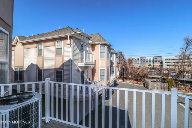 $2,500 | 105 Adamecs Way, Unit 105, South Amboy, NJ 08879