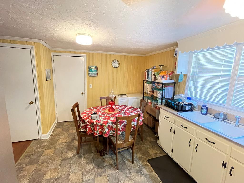 1364 Tram Road Mount Olive, NC 28365 - Photo 4 of 10 Gallery Image 4