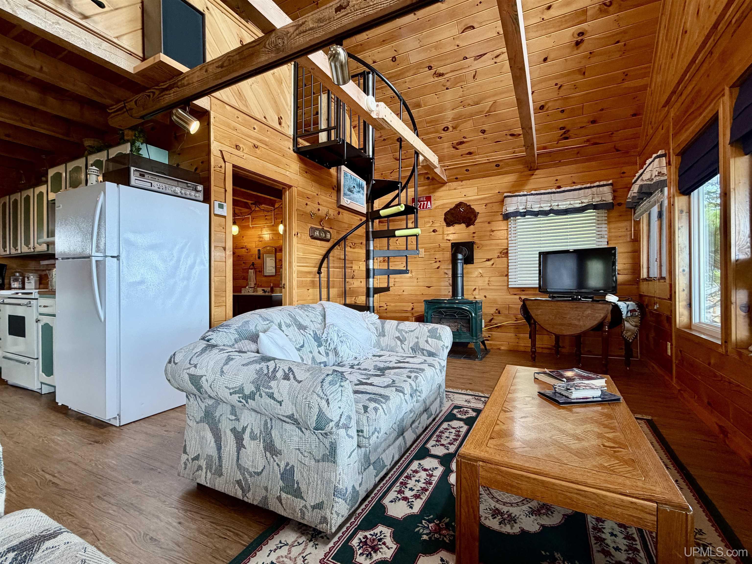 53860 Kuivanen Road Lake Linden, MI 49945 - Photo 5 of 33