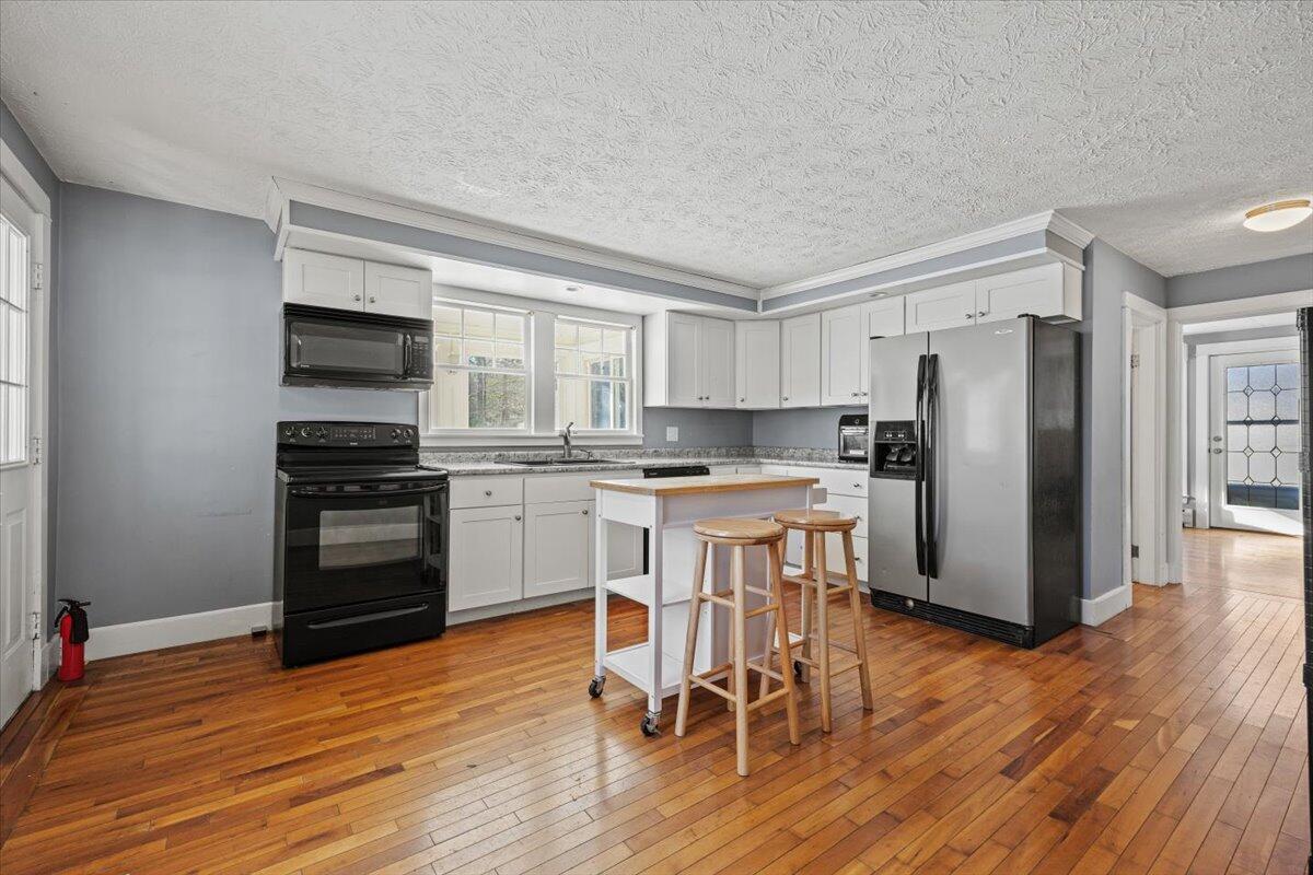6 Decary Road Biddeford, ME 04005 - Photo 8 of 48 09-6 Decary-9