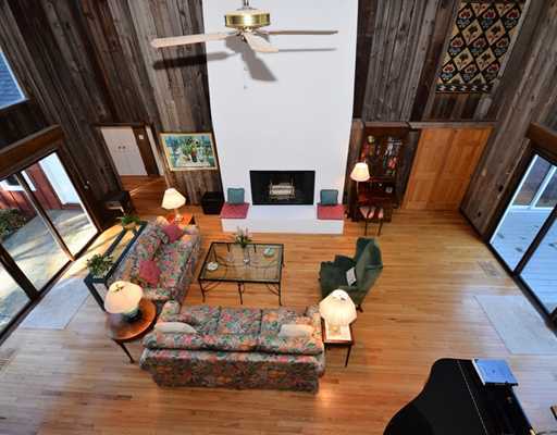 3 Meadow Road Darien, CT 06820 - Photo 4 of 20 a living room with furniture