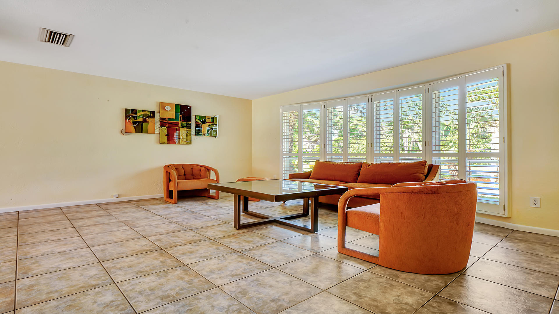 2970 Cadiz Road Boca Raton, FL 33432 - Photo 13 of 33 Living Room