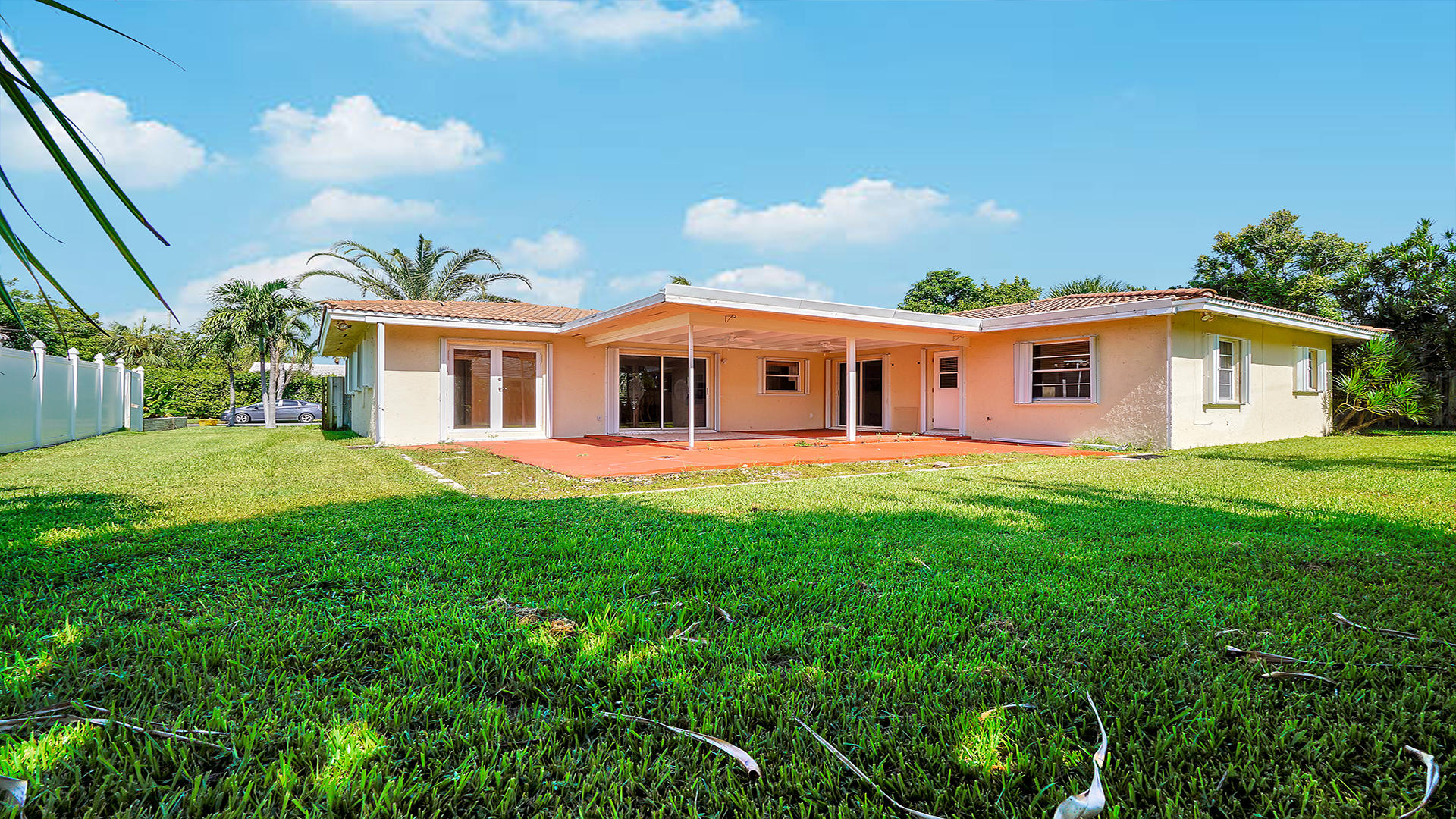 2970 Cadiz Road Boca Raton, FL 33432 - Photo 31 of 33 Fenced Yard