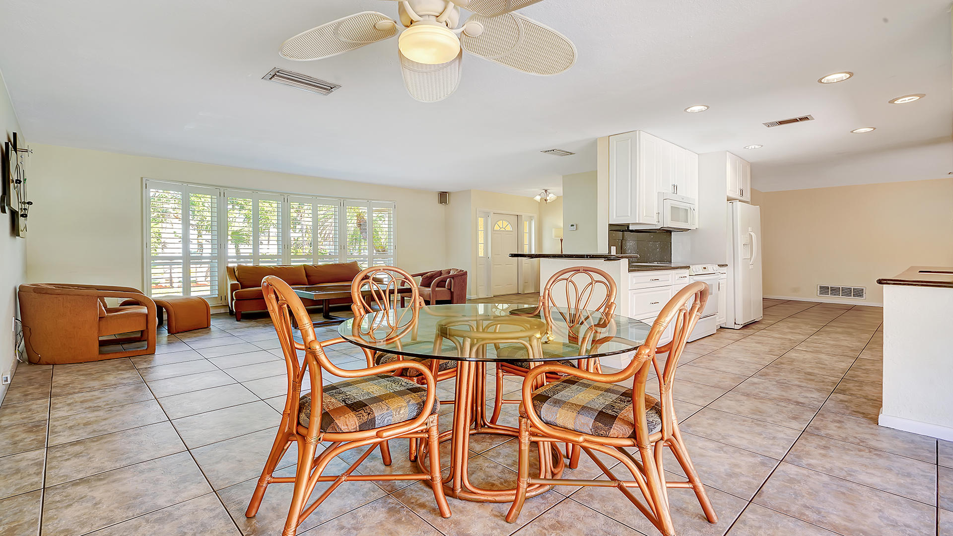 2970 Cadiz Road Boca Raton, FL 33432 - Photo 10 of 33 Dining Area