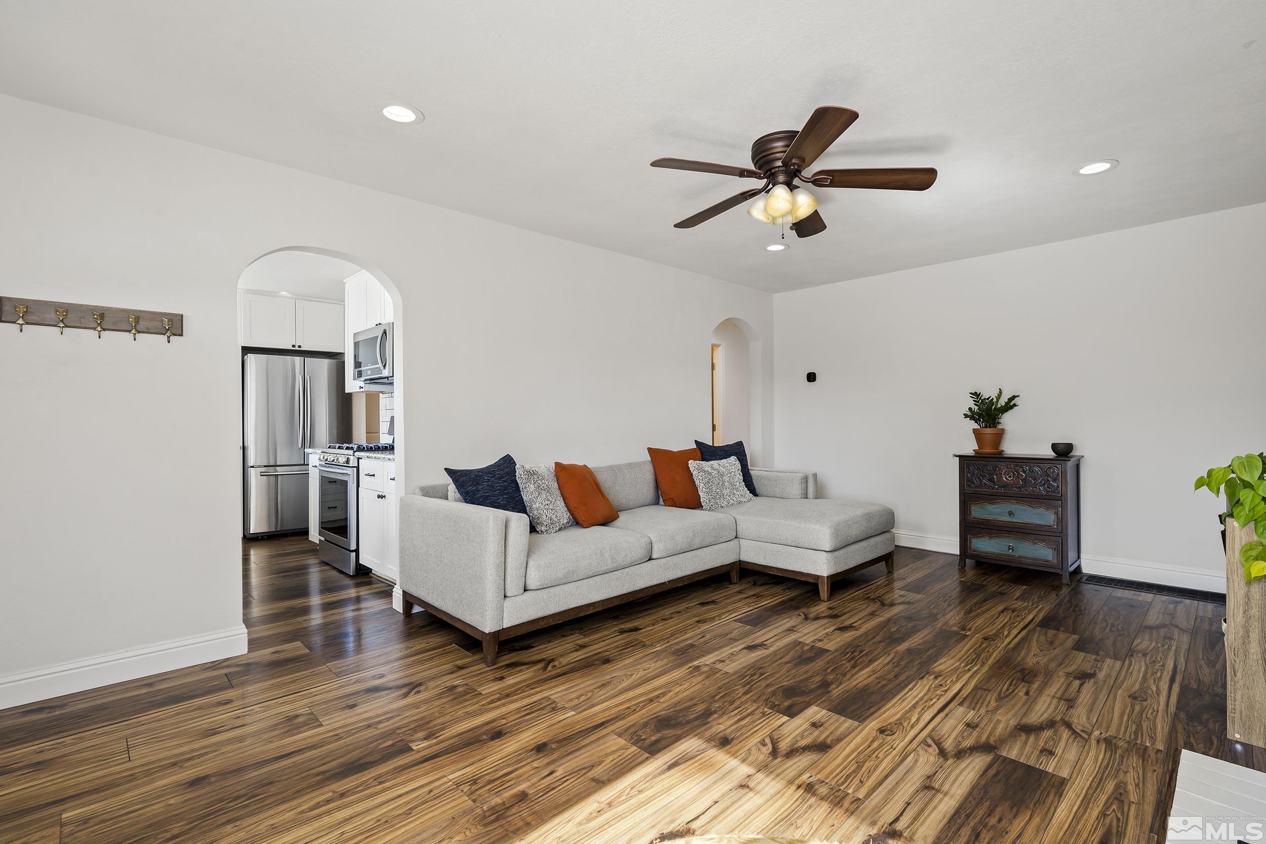 1067 University Terrace Reno, NV 89503 - Photo 9 of 37 Photo 9