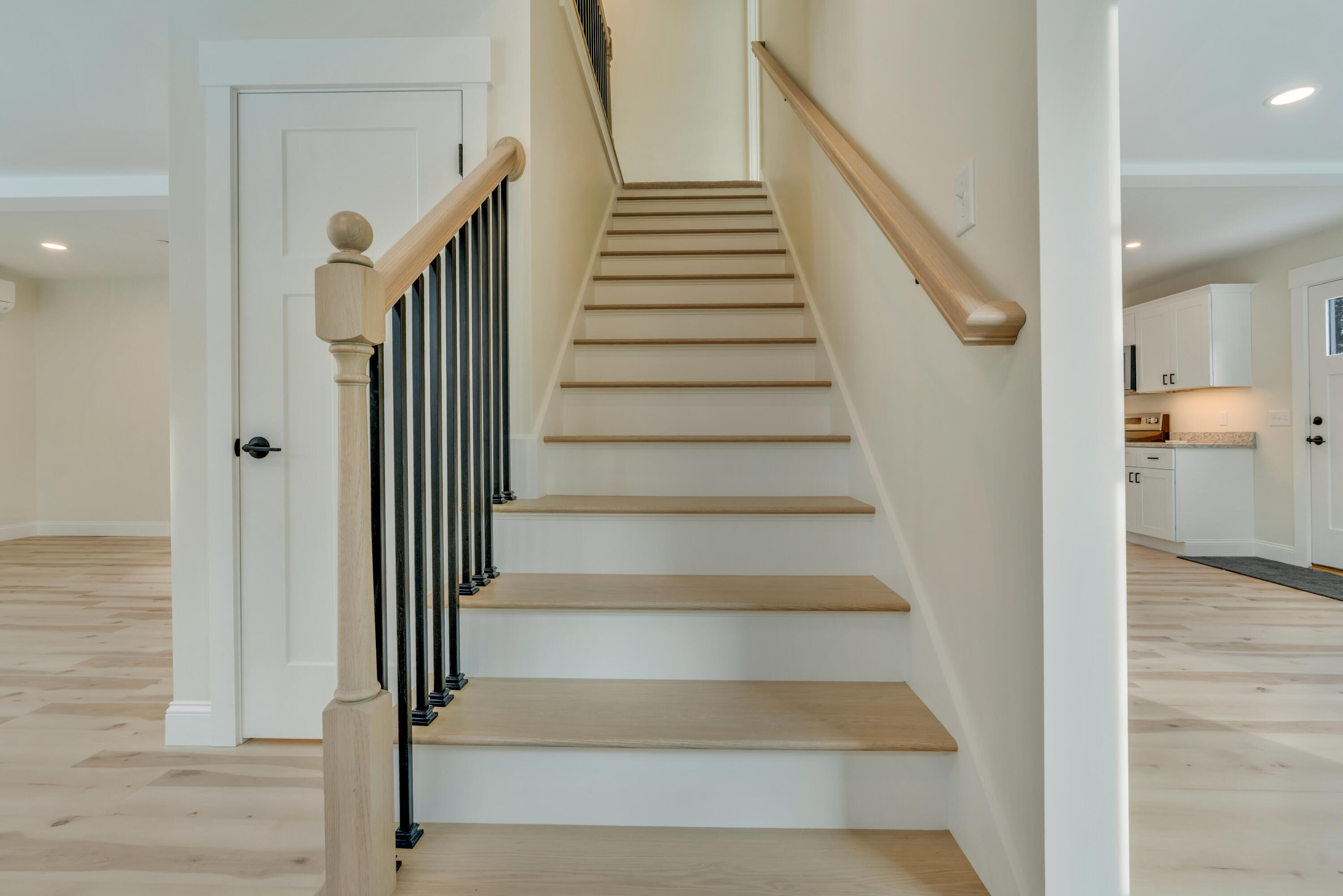 247 Sam Allen Road Sanford, ME 04073 - Photo 11 of 23 1000004046