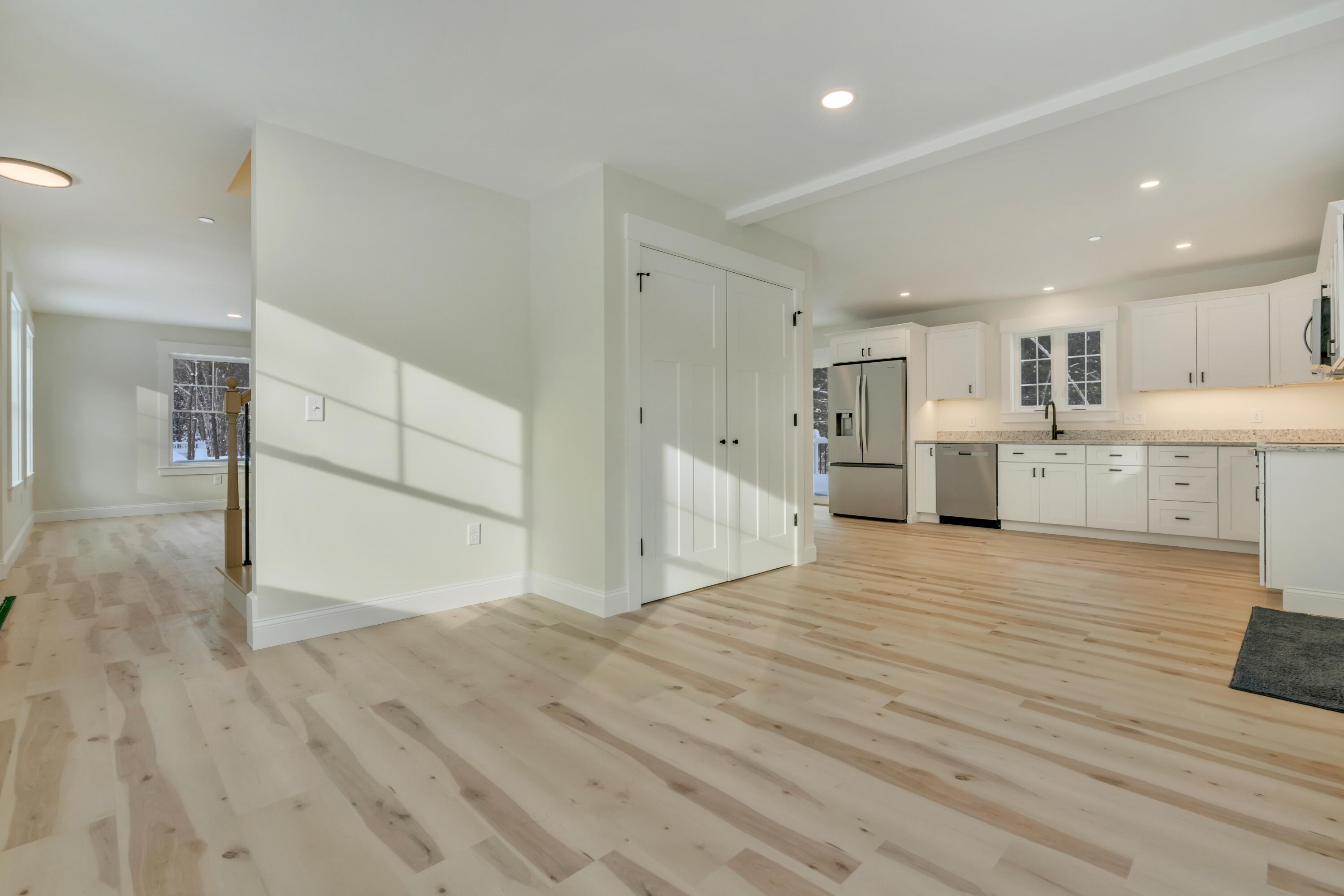 247 Sam Allen Road Sanford, ME 04073 - Photo 4 of 23 1000004029