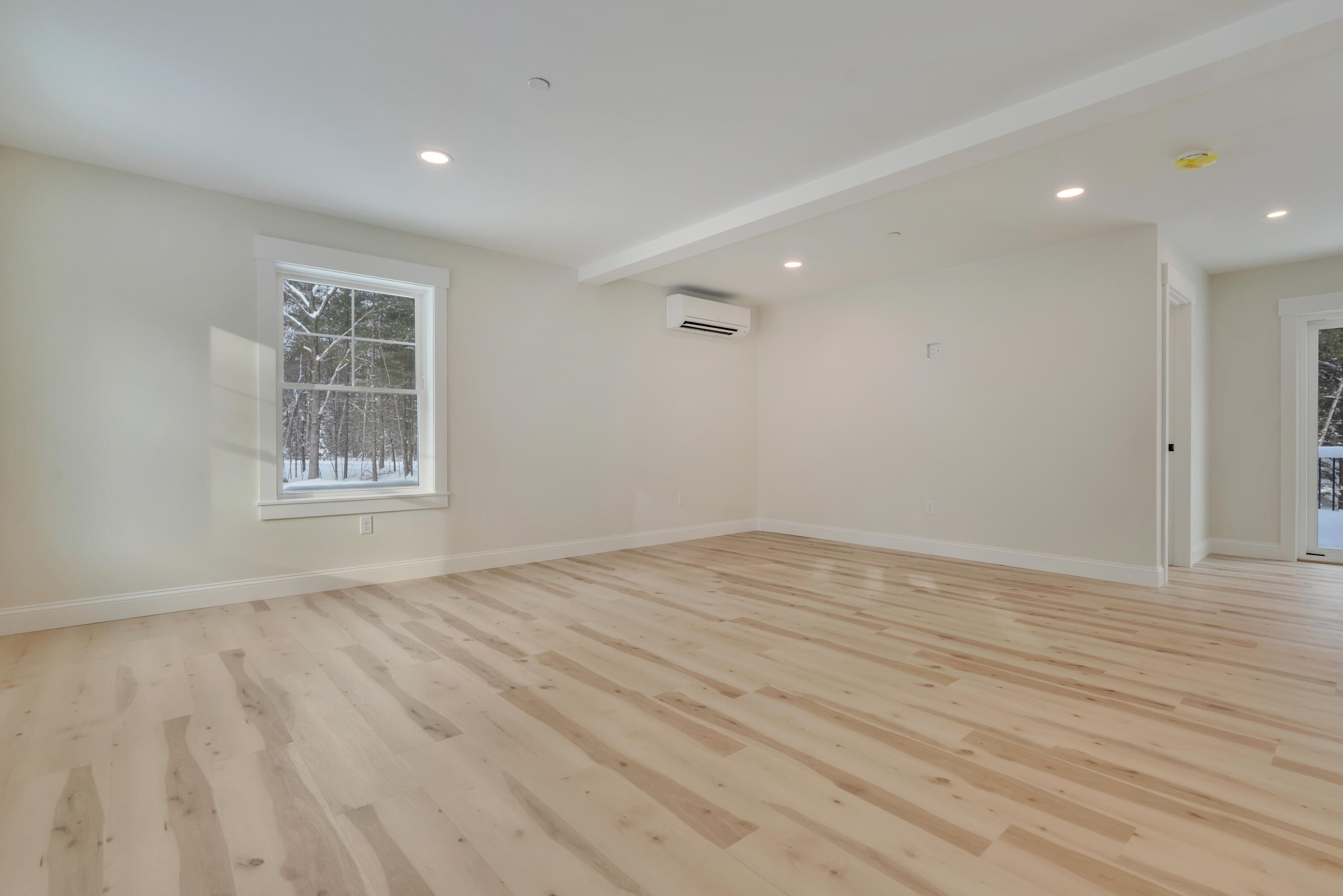 247 Sam Allen Road Sanford, ME 04073 - Photo 6 of 23 1000004041